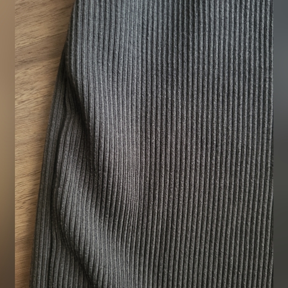 (M) Ribbed body con dress - Picture 5 of 6